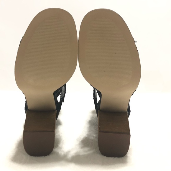 Carlos By Carlos Santana Nadia Woven Block Heel - Picture 5 of 8